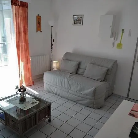 Joli Studio 21 M2 2 Etoiles Proche